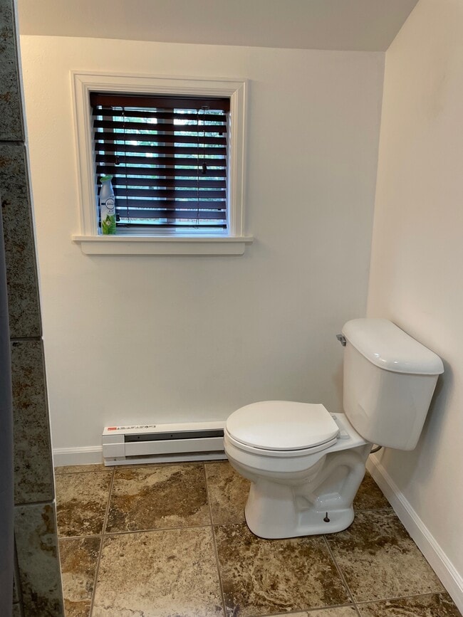 Photo - 2-912 8th St