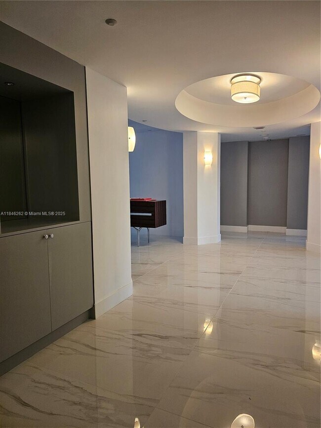 Photo - 19111 Collins Ave Unit 2906
