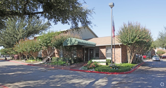 Photo - Shadow Brook