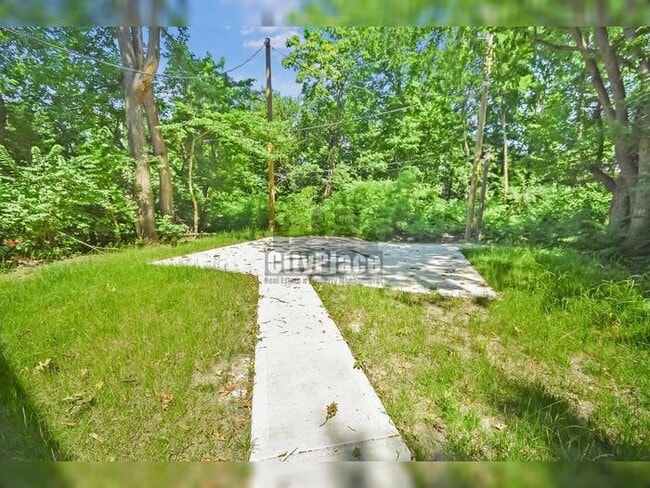 Photo - 1722 Ingram St