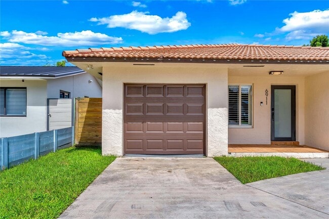 Photo - 6911 SW 83rd Ct