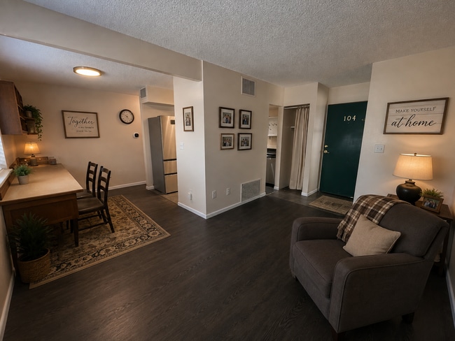 1705 Heatheridge Rd