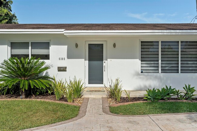 Photo - 6305 SW 93rd Pl