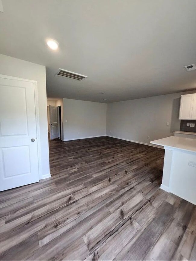 Photo - Brand New Townhome for Rent – West Spartanburg