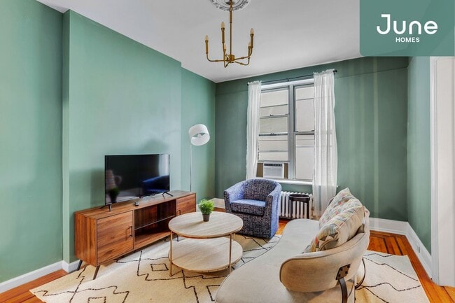 Photo - ROOM ONLY in 3-bed/1.0-bath Home Unit B