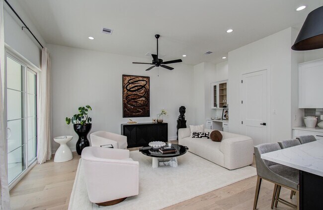 Photo - 8702 Ojeman Villas Dr