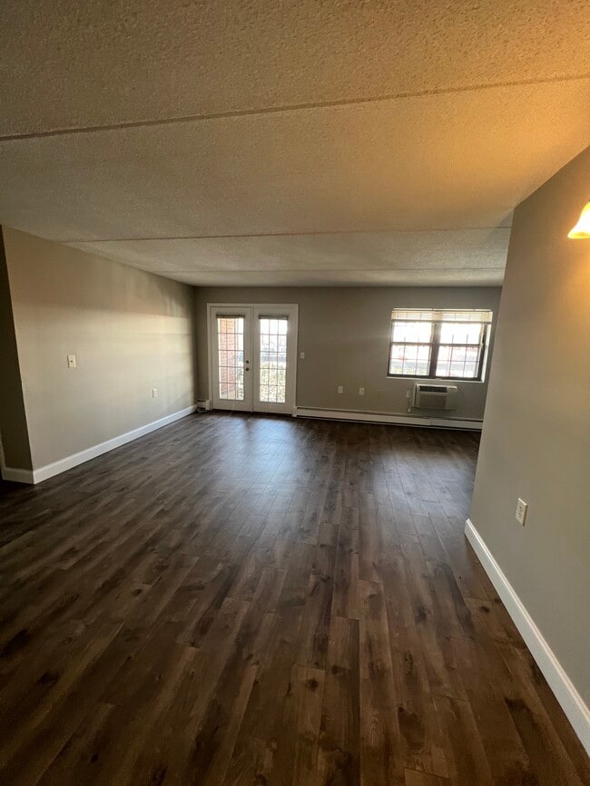 Photo - 760 Highland Ave