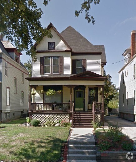 Building Photo - 1631 N California Ave Unit 3 Rental