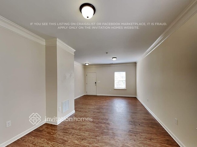 Photo - 2465 Valley Creek Dr