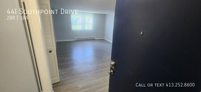 Photo - 44 Southpoint Dr