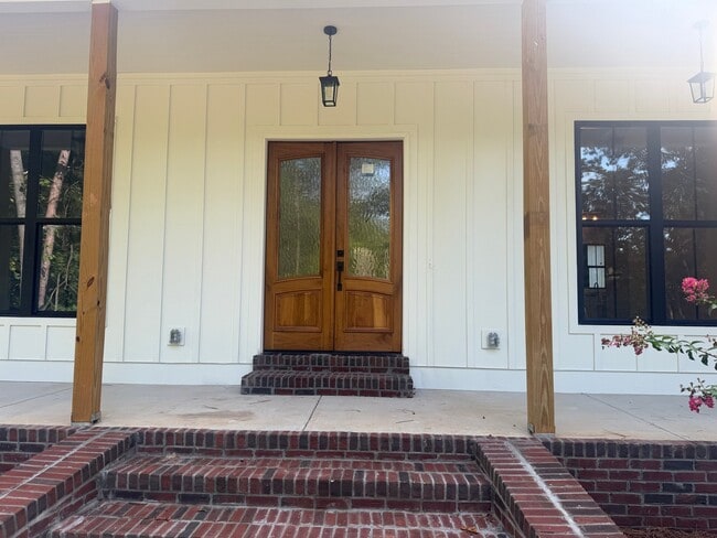 1601 Old Lost Mountain Rd