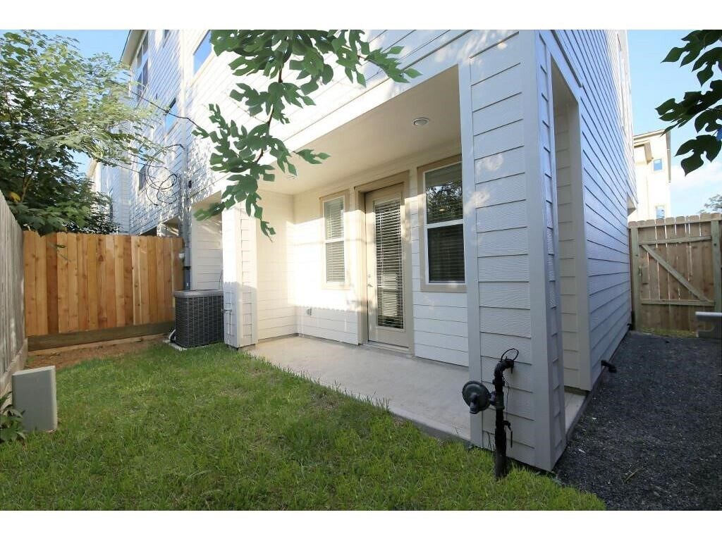 Photo - 1203 Cedarpost Tree Springs Pl
