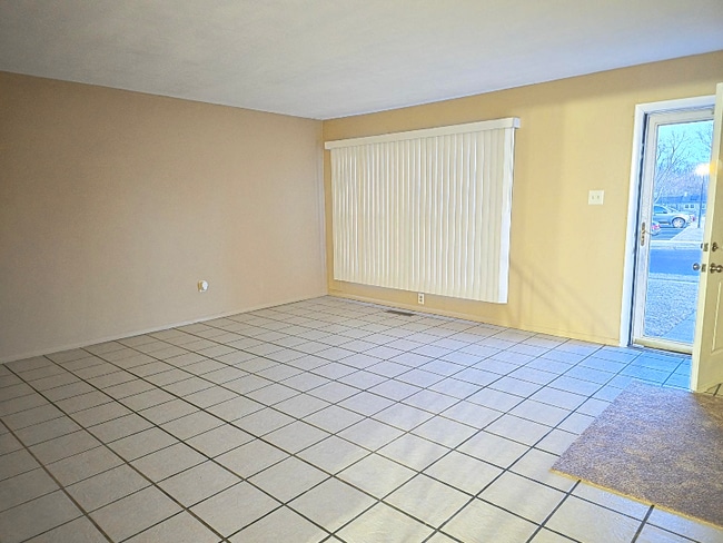 Photo - 66 Rittenhouse Dr