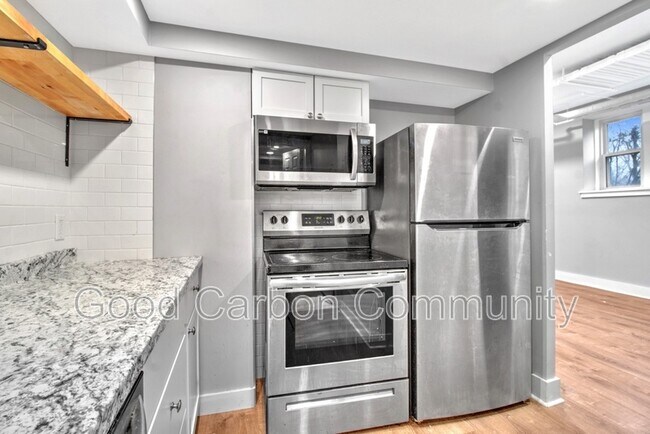 Photo - 2809 Main St Unit 7