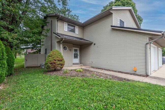 402 s. Village Ct. Unit 402 S Village Ct