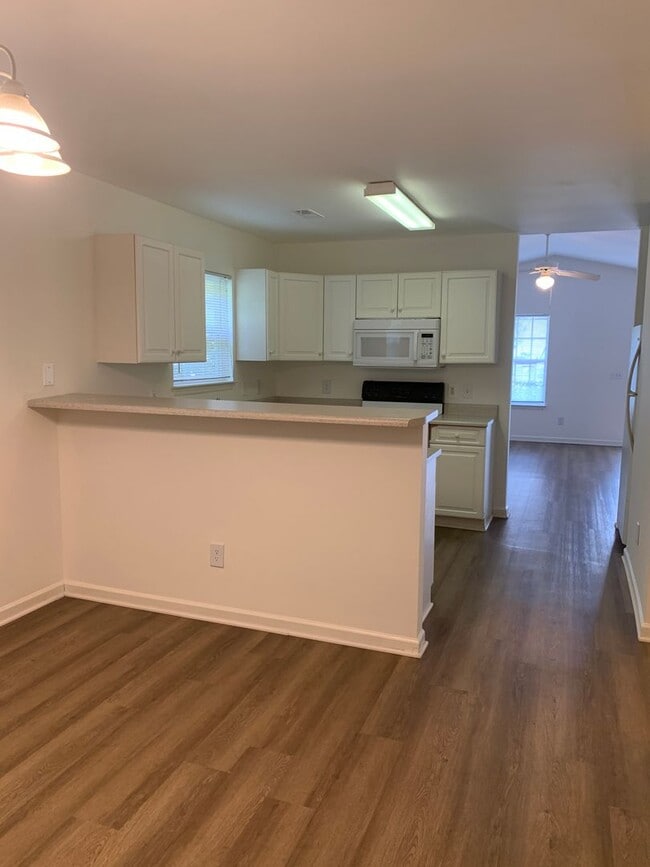 Photo - 3 Bedroom, 2 Bath House Available 1/15/2026