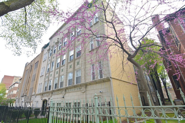 Building Photo - 6250 N Winthrop Ave Unit 103 Rental