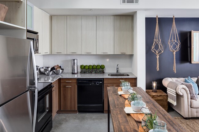 Photo - 935M by ARIUM