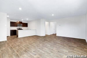 Photo - 13512 Waxman Spark