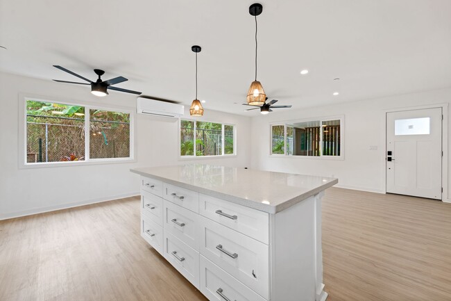 Photo - BK-1523 Unit Lower