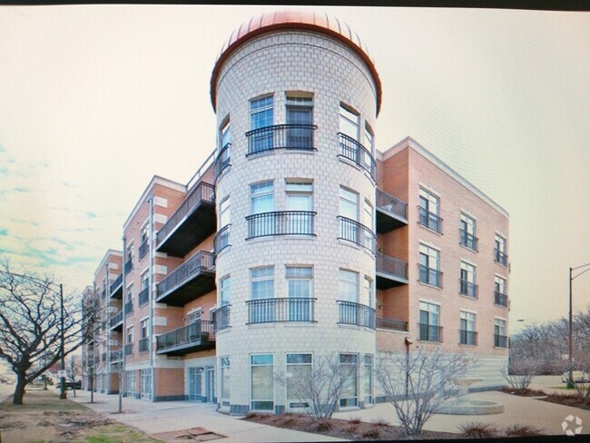 Building Photo - 6425 W Touhy Ave Unit 2A Rental