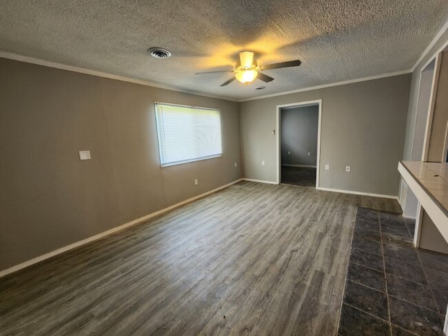 Photo - 16905 10th Ave