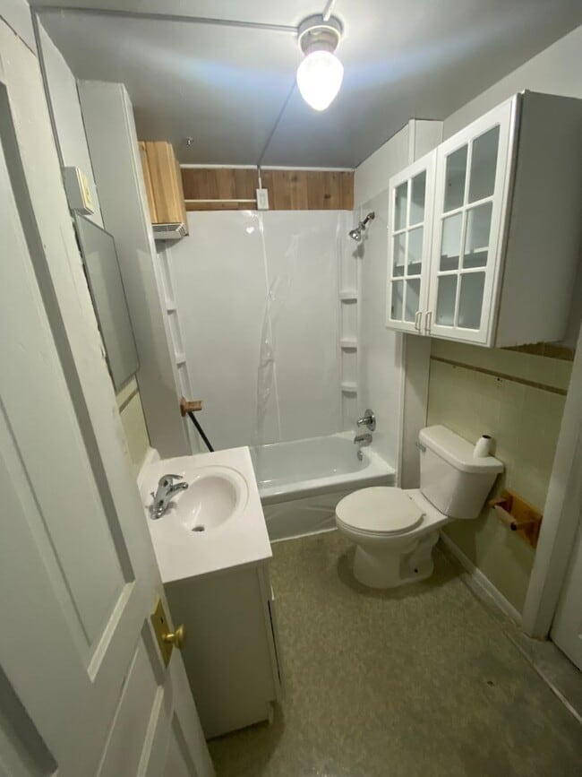 Photo - 4229 Gladstone St Unit 4229 Gladstone St. #2