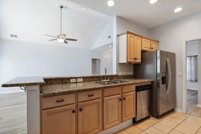 Photo - 173 Sumter Square