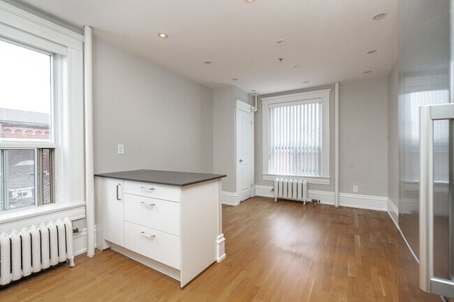 Photo - 150 Fermanagh Ave Unit 40