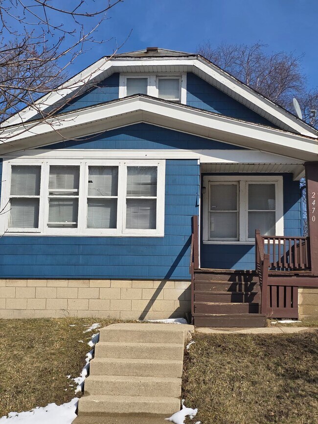 Photo - 2470 N 52nd St