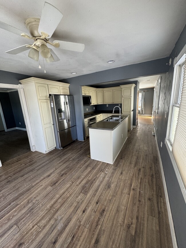 Photo - 128 Jefferson St