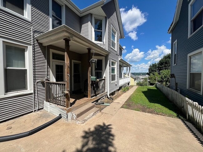 Photo - 1525 Fairview Pl Unit 2