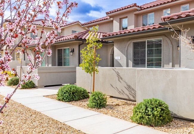 Photo - Modern Turn-Key Rental | Sienna Hills – Wa...