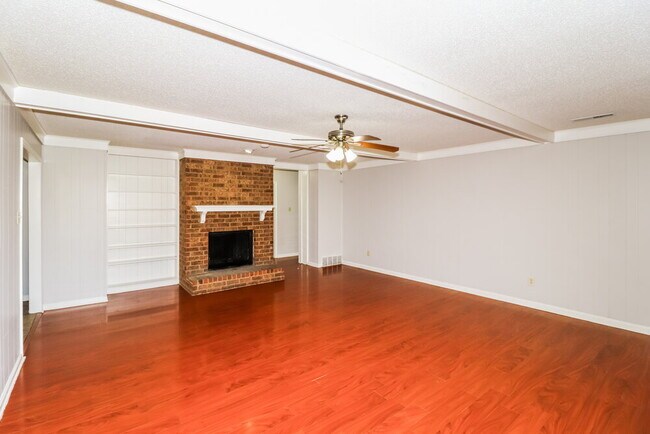 Photo - 8481 Kettering Dr