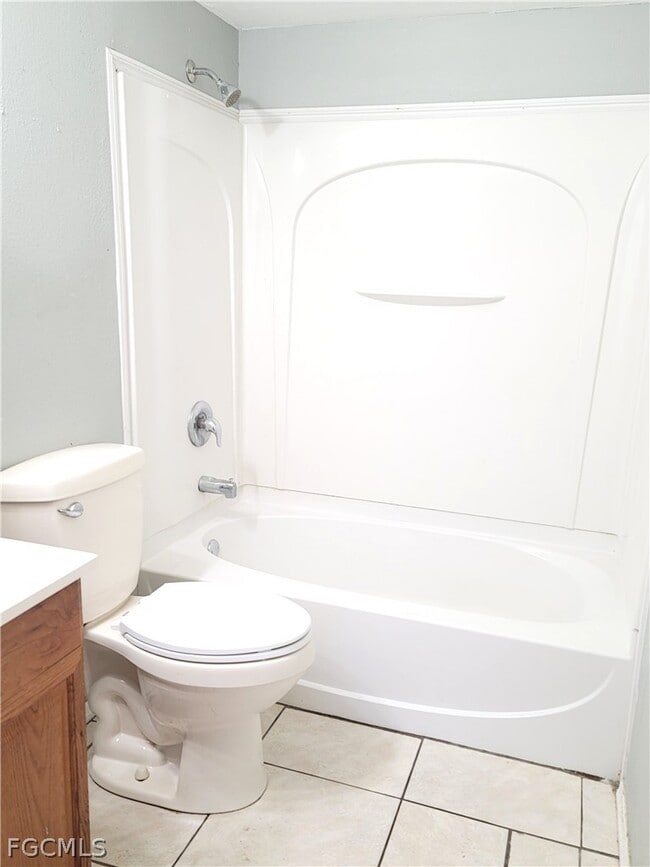 Photo - 1014 Country Club Blvd