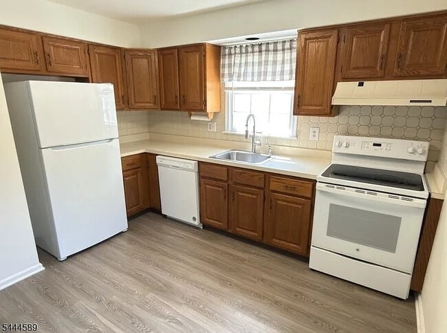 Photo - 149 Mockingbird Ct
