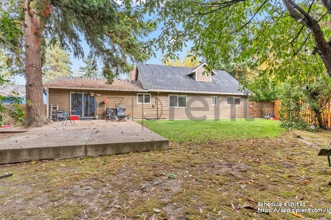 Photo - 20534 SW Rosa Dr