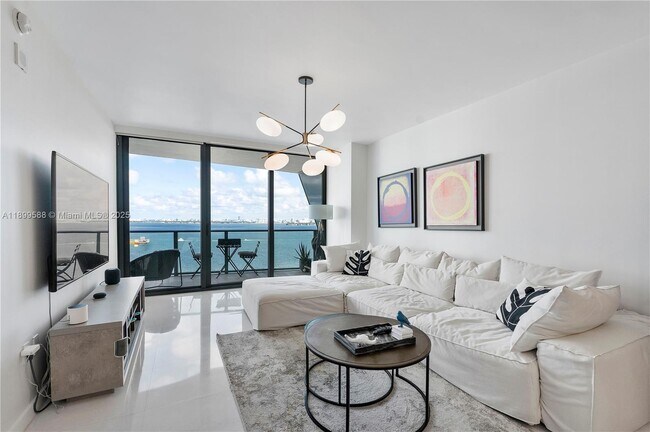 Photo - 460 NE 28th St Unit 2103
