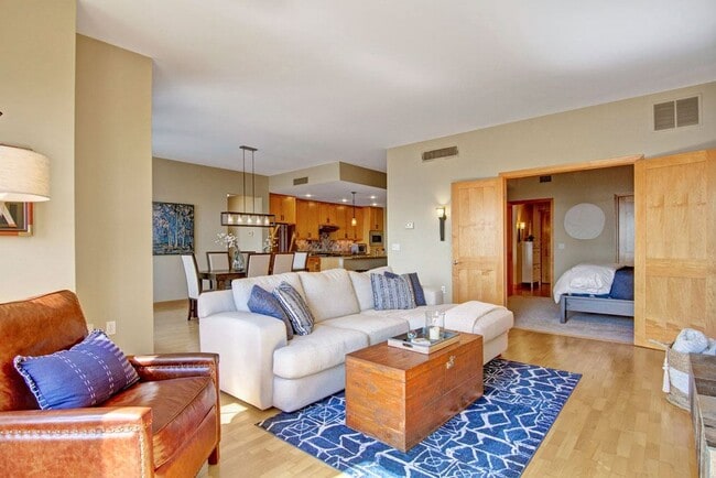 Building Photo - The Mist on Lake Minnetonka