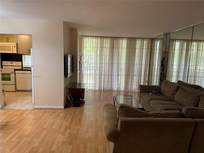 Photo - 17021 N Bay Rd Unit 222