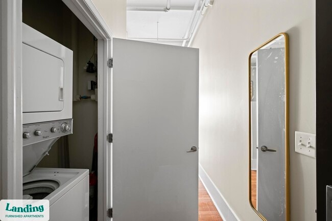 Photo - 211 Union St Unidad 805