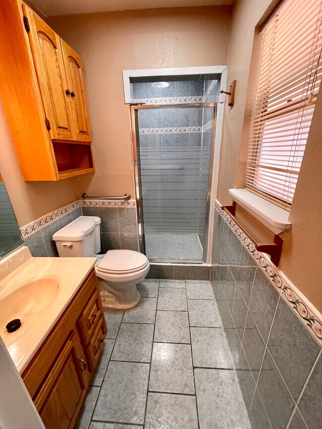 Photo - 1213 Royal Crown Dr