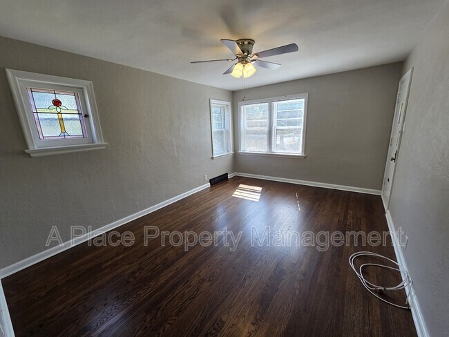 Photo - 5001-5003 Miami Street - 1E