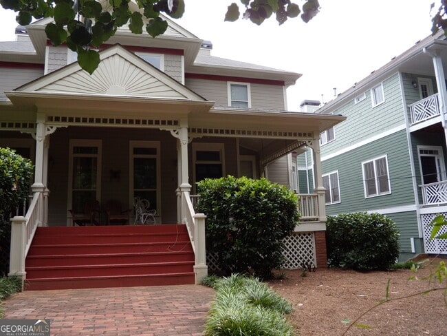 Building Photo - 815 Edgewood Ave NE