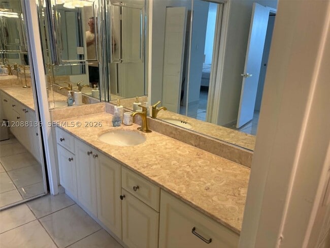 3725 S Ocean Dr Unit 306