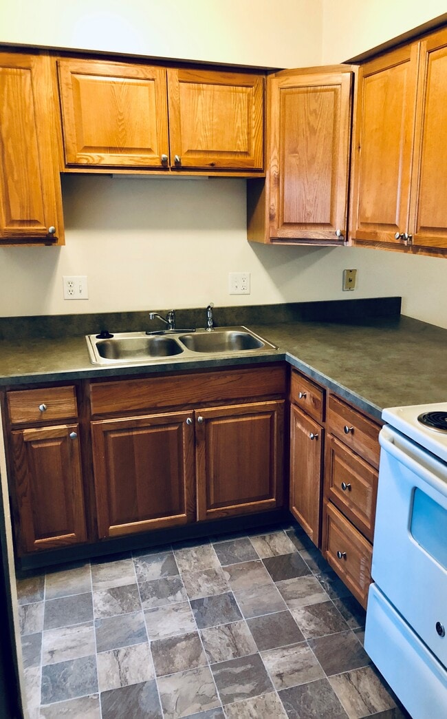Look at the counter space