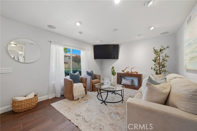 Photo - 850 Windwood Dr