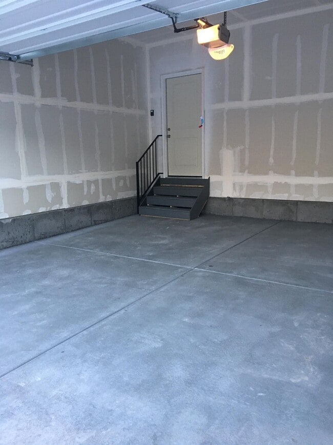 Photo - 597 N Orchard Dr