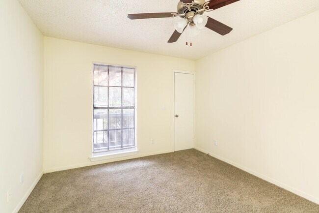 Brookside Manor Apartments