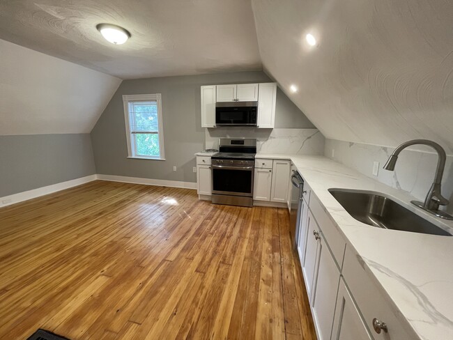 Photo - 35 Cameron Ave